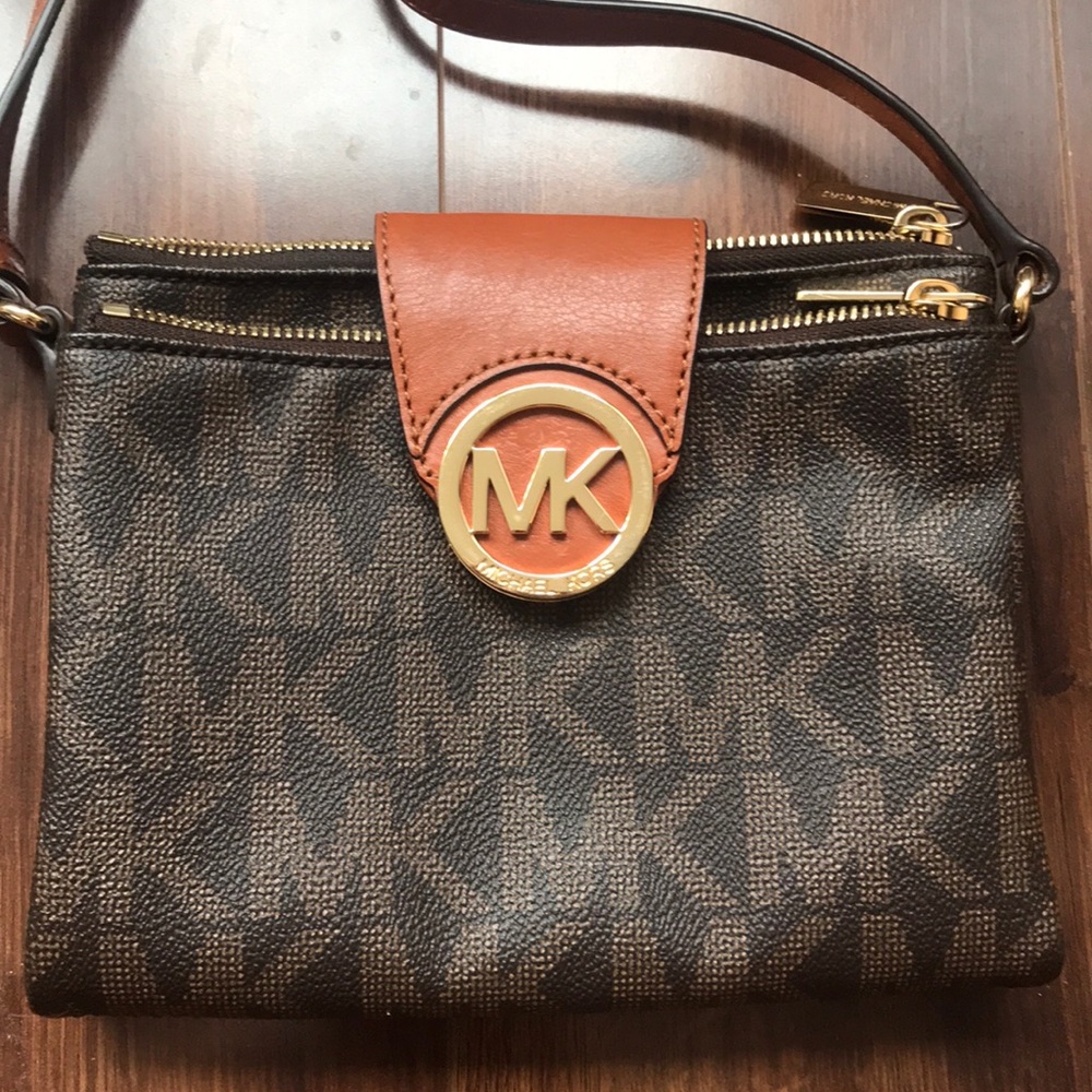 Michael Kors crossbody